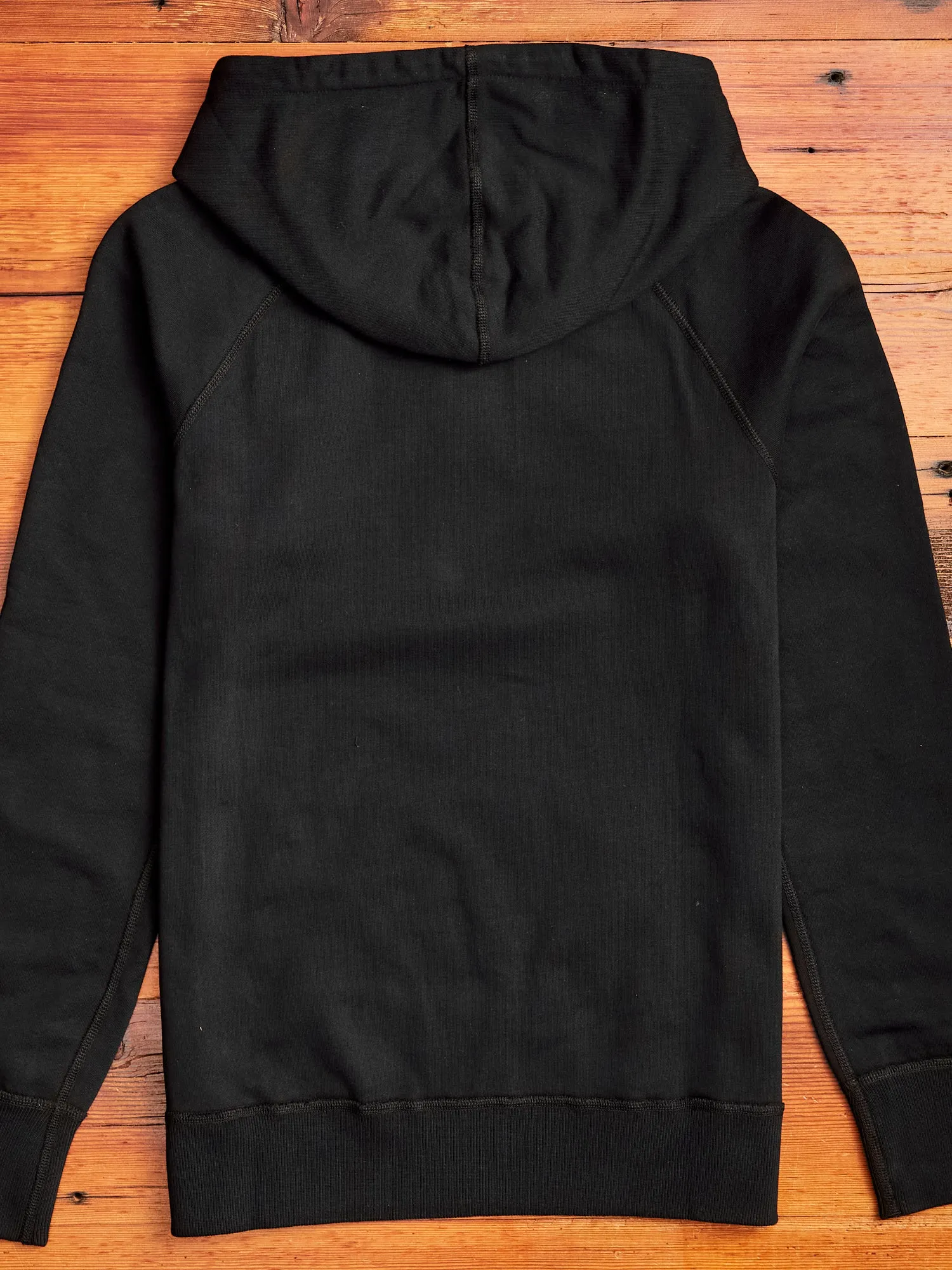 Pullover Hoodie in Black