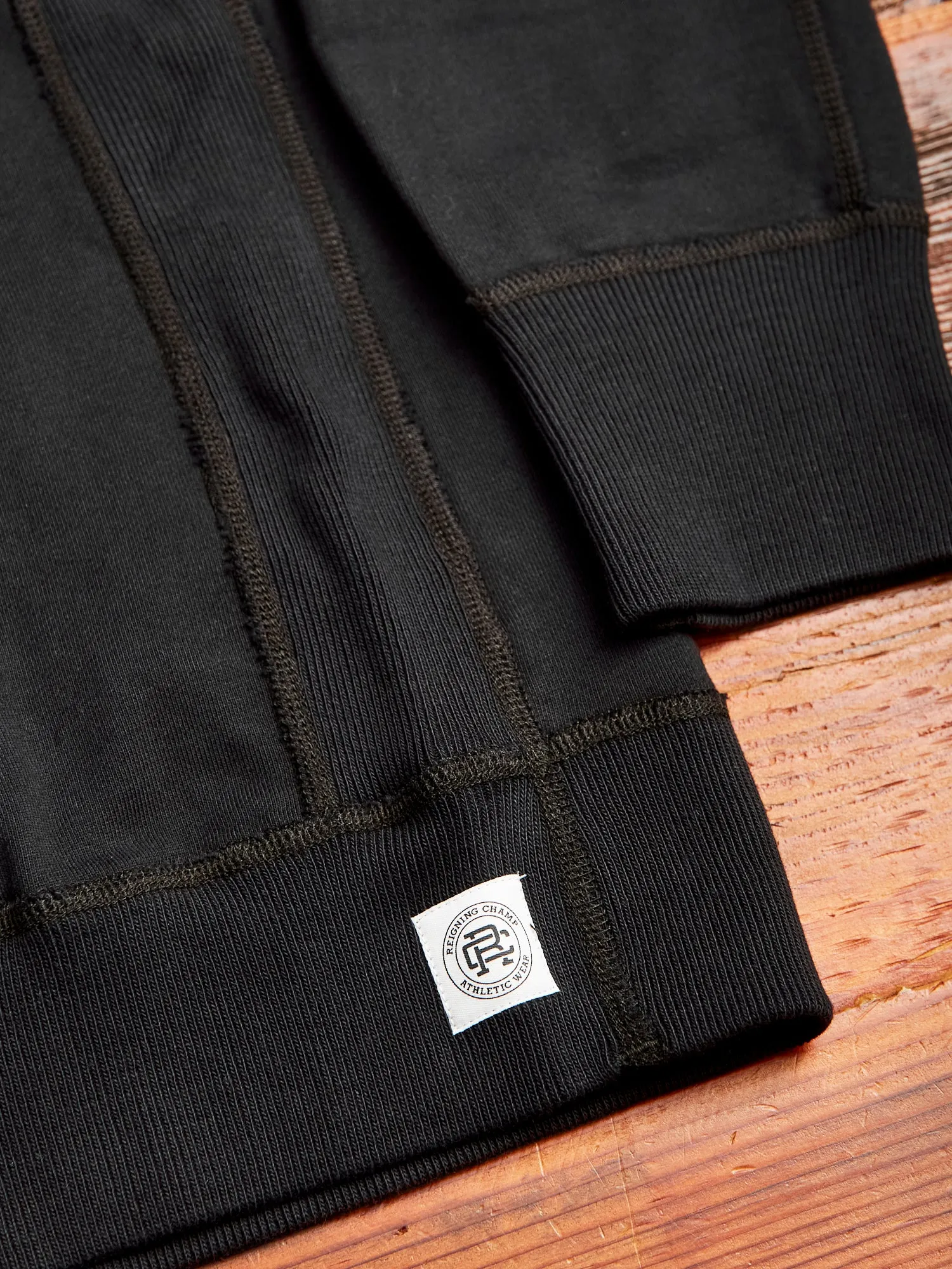 Pullover Hoodie in Black